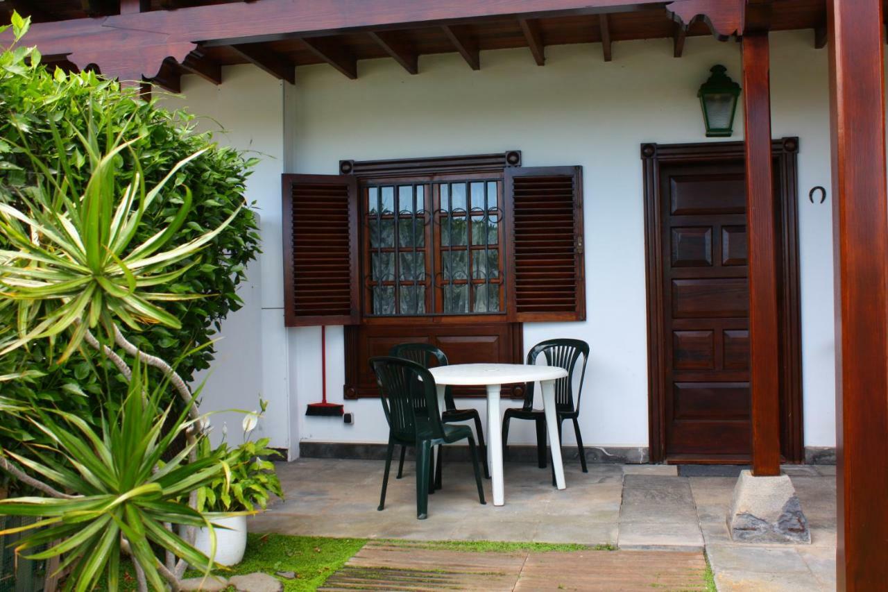 Apartamentos Con Jardin Y Pescina 拉克鲁斯 外观 照片